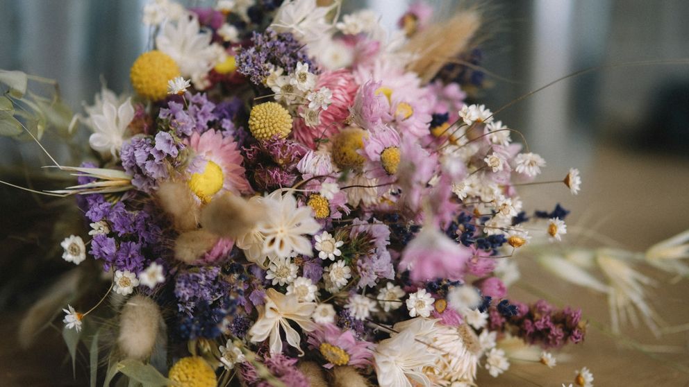 Wie trocknet man Blumen?
