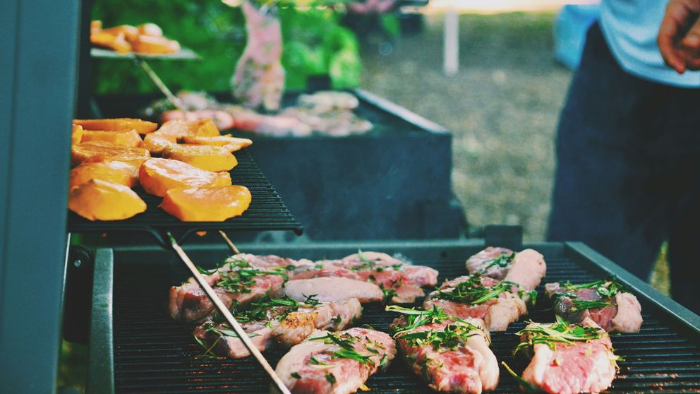 Holzkohlegrill