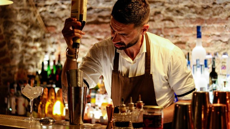 Wie wird man Barkeeper?